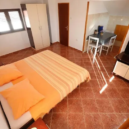 Apartmán Pavin *
